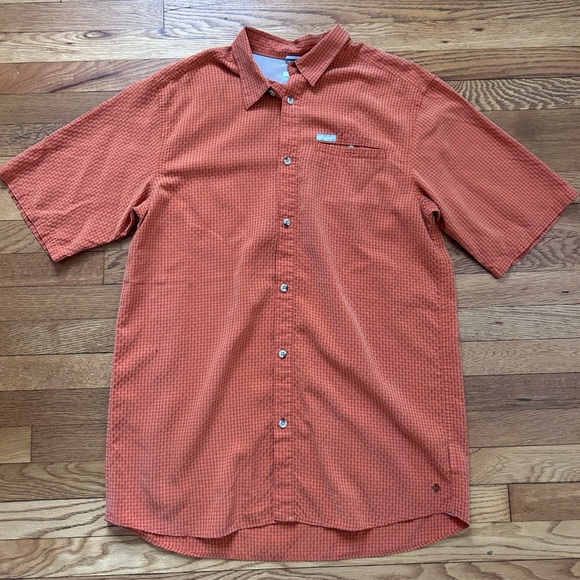 Columbia Men’s Orange OnniShade Sun Protection Short Sleeve Shirt - Size L - Picture 1 of 6